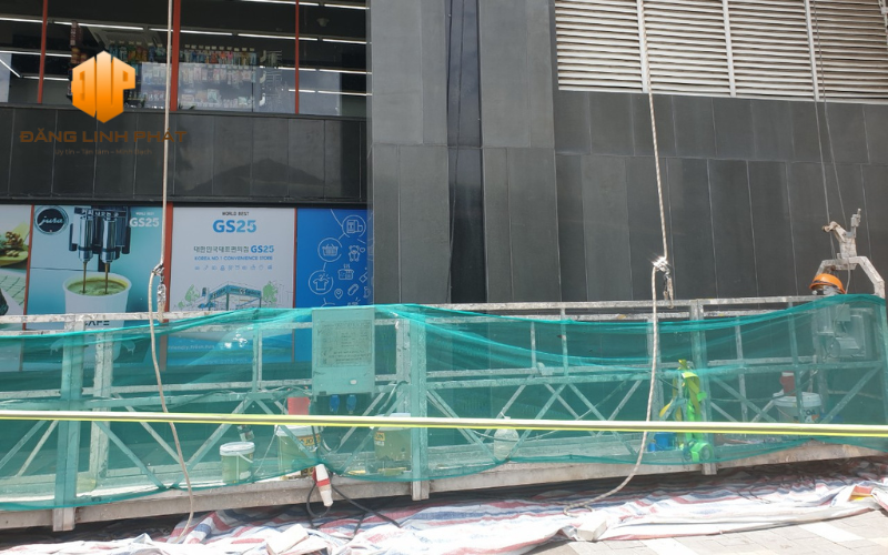 Bảng Giá Lau Kính Tòa Nhà Đồng Nai